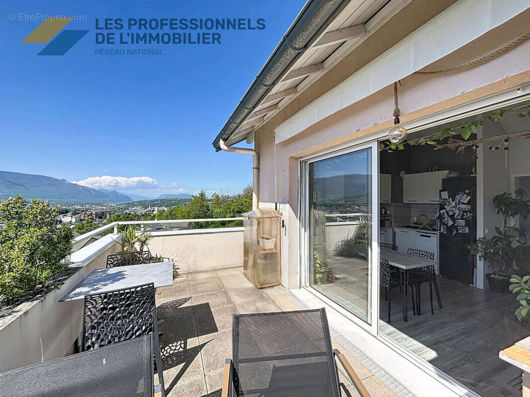 Appartement à JACOB-BELLECOMBETTE