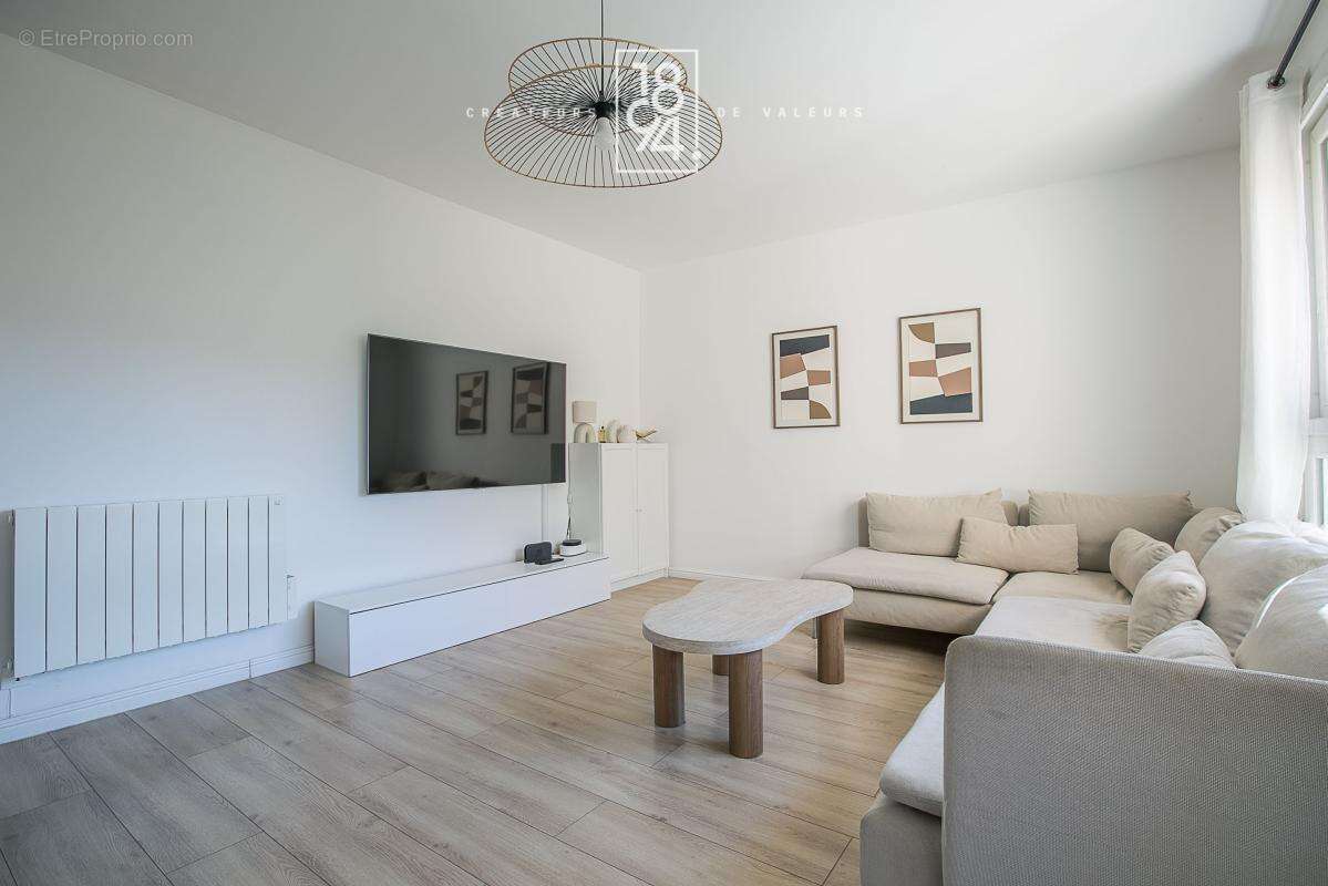 Appartement à MARSEILLE-11E