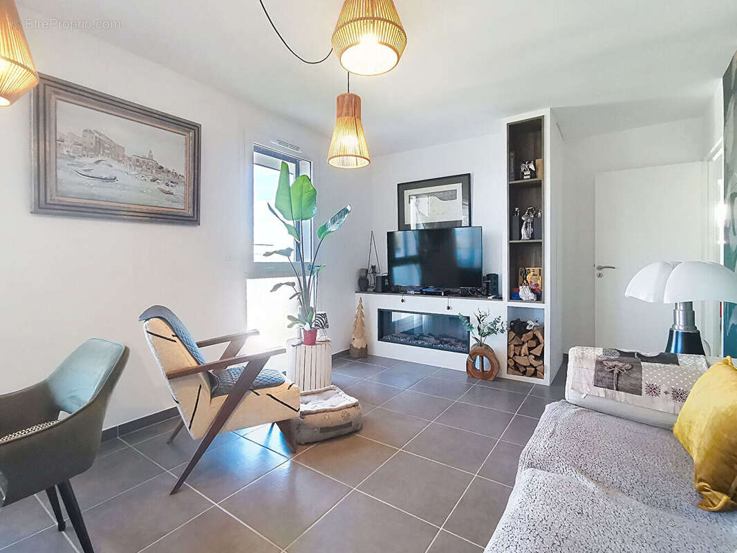 Appartement à ANTHY-SUR-LEMAN