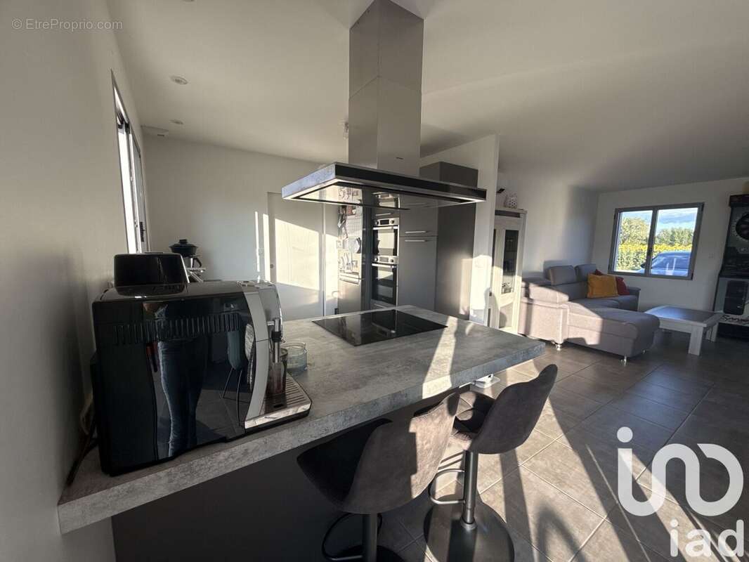 Photo 4 - Maison à OUZILLY