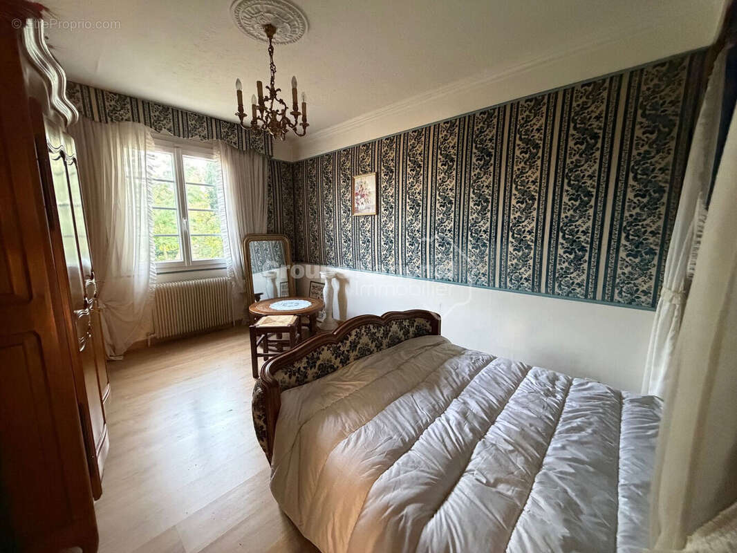 Clarensac - Villa plain-pied 3 chambres + bureau sur 1043m2 de terrain clos - photo 6