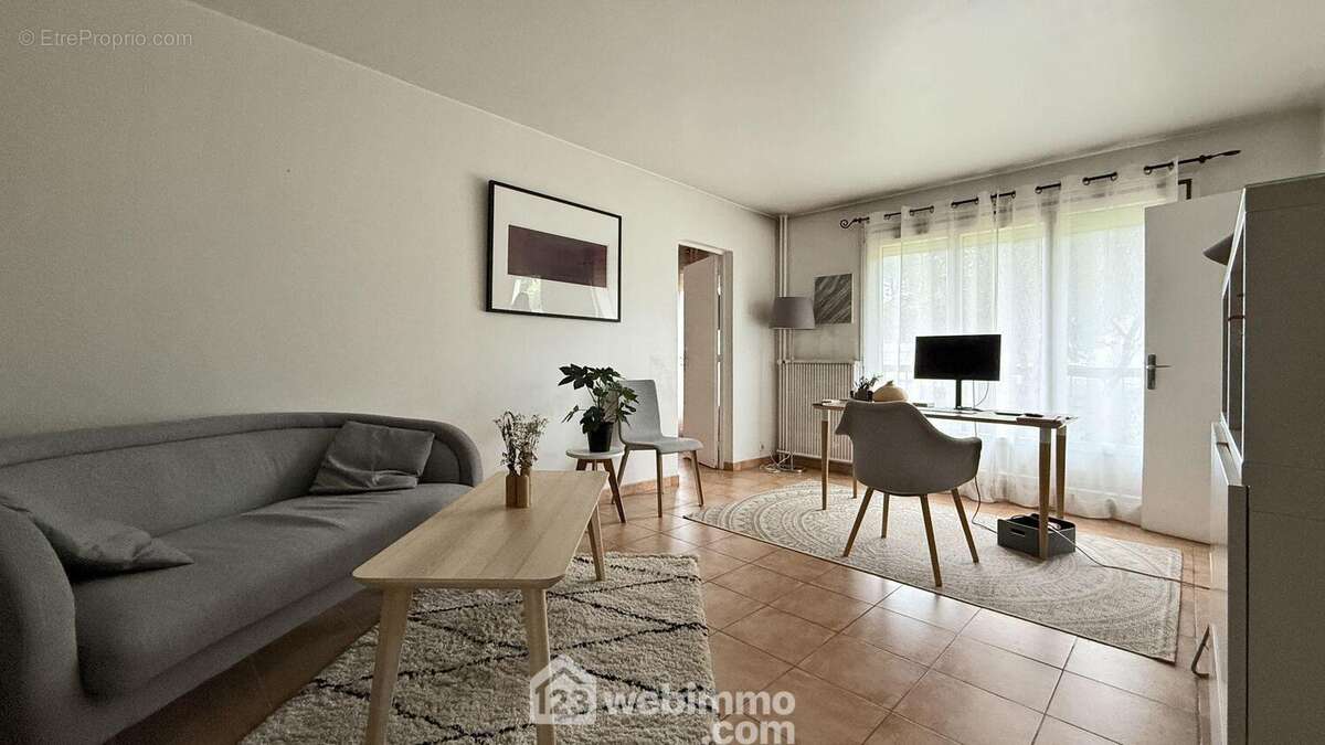 Commerce à SUCY-EN-BRIE