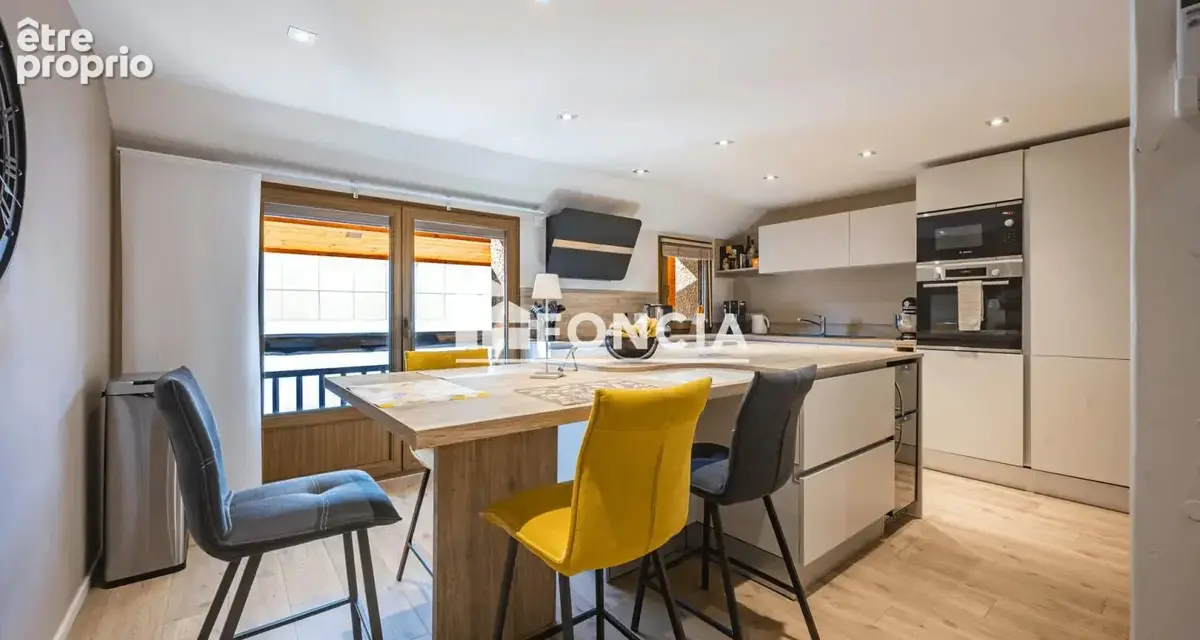 Magnifique appartement T4 duplex + espace indépendant de 58 m², parking privatif & cave - photo 2