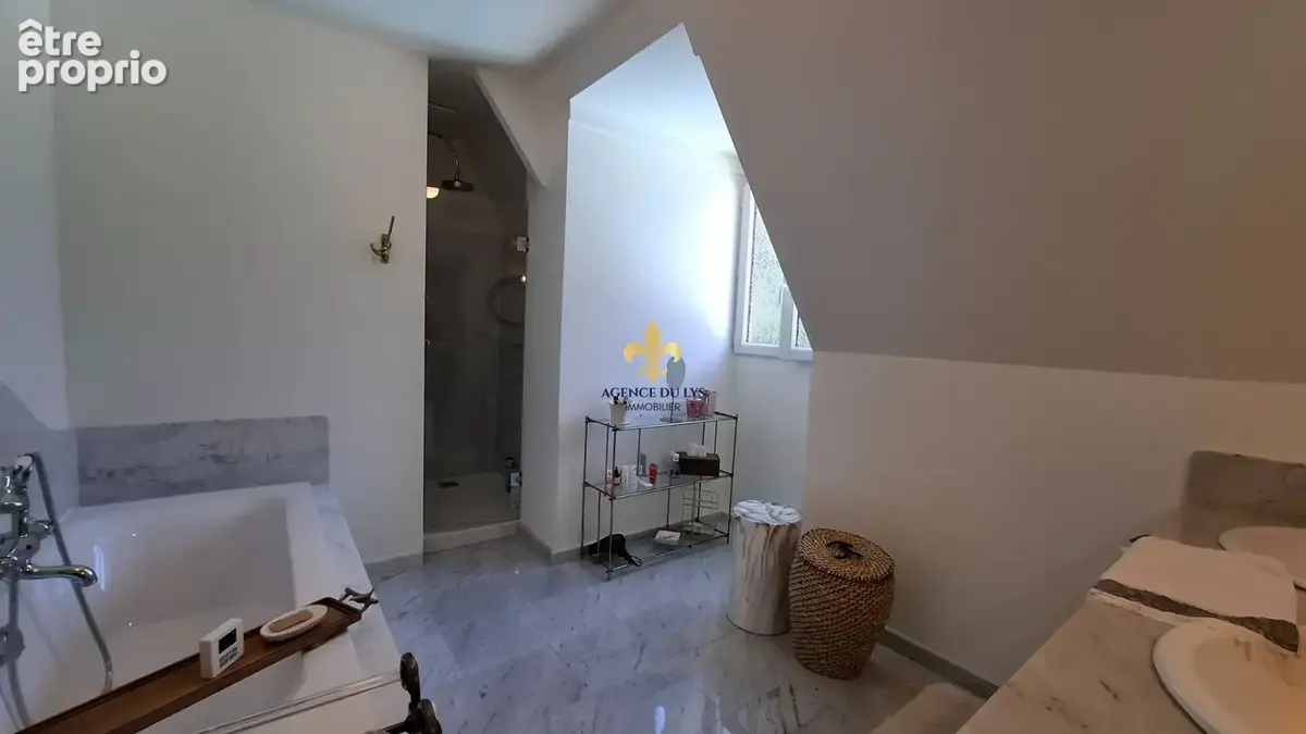 Villa lamorlaye - photo 13