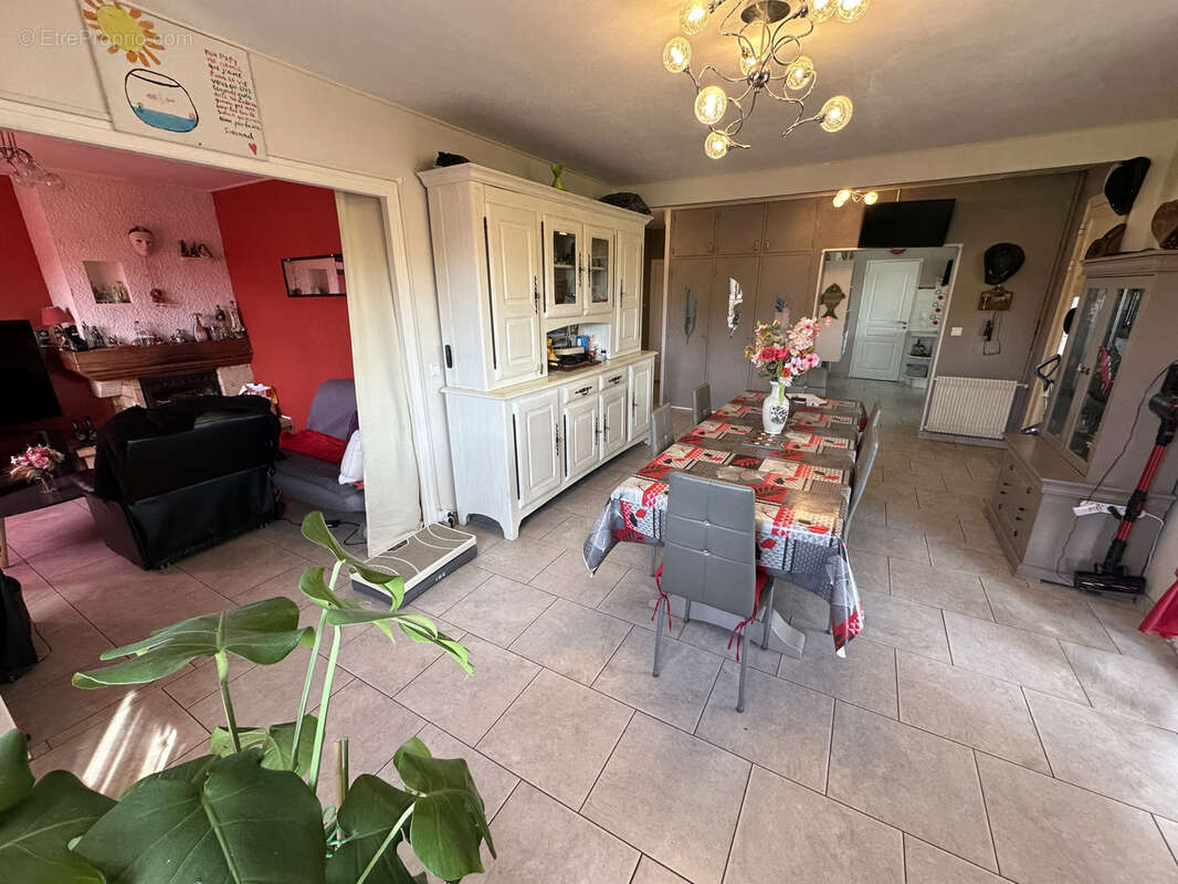 Maison à SAINTE-BAZEILLE