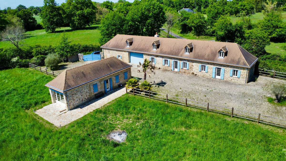 Maison à SABLE-SUR-SARTHE