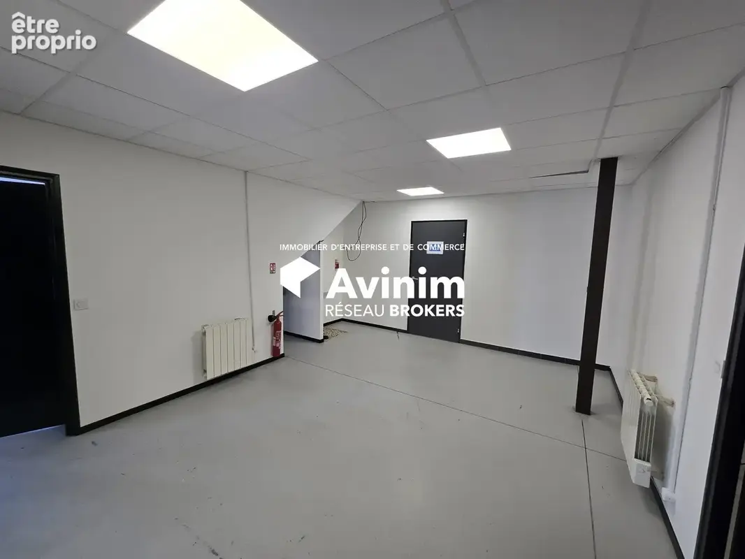 Commerce 350 m² à vendre à Franconville (95130) - photo 4