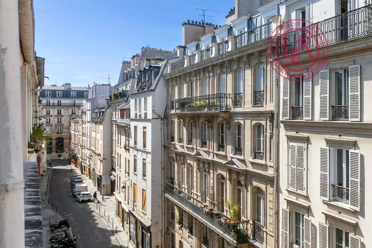 Paris 4ème - Jean Beausire - Duplex rénové en dernier étage - photo 9