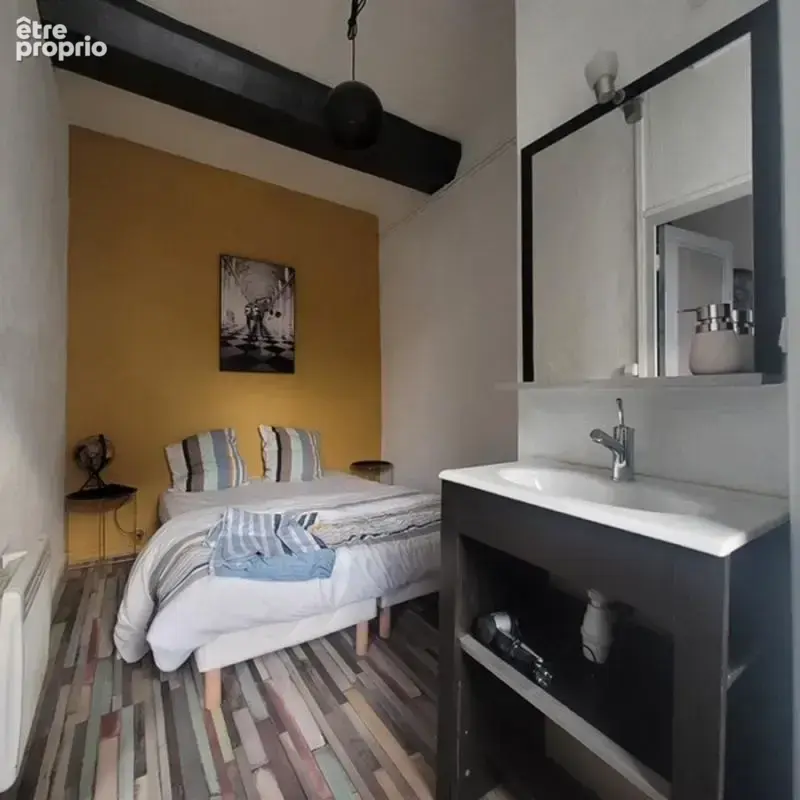 Immeuble de rapport comprenant 4 appartements et 1 local commercial en très bon état loué en étudiant et en AIR BNB - photo 9