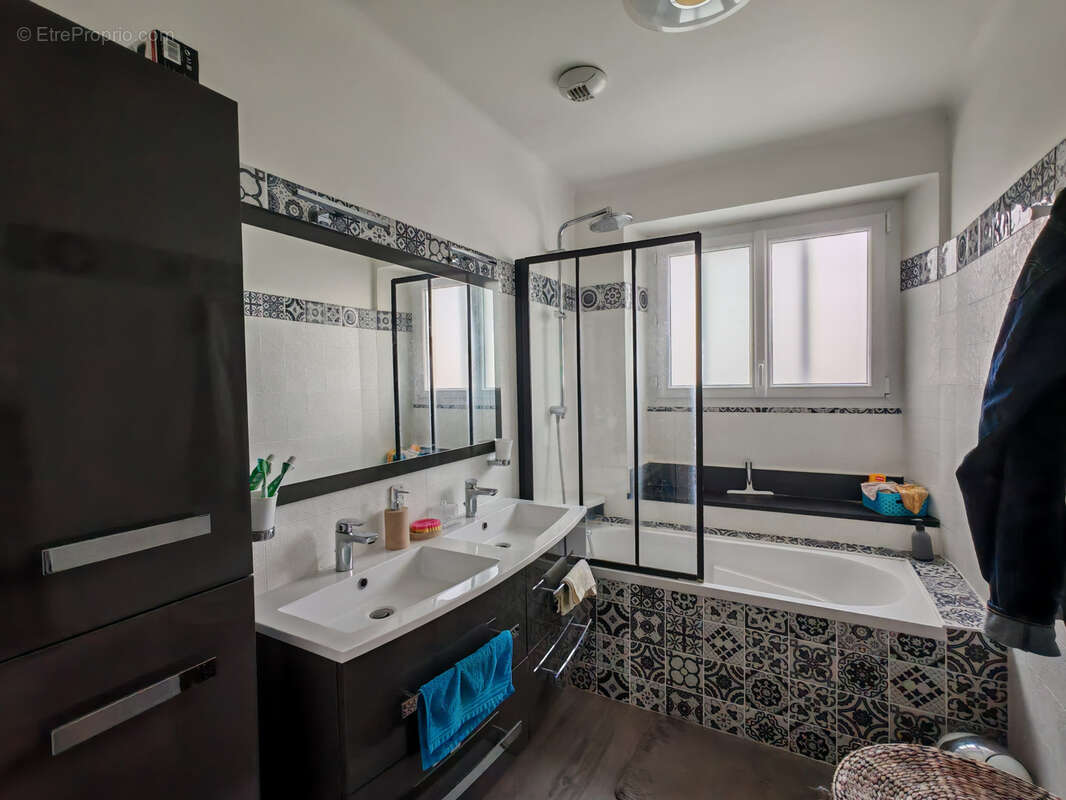 Maison à LA ROUXIERE