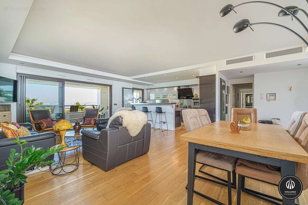 Appartement à MARSEILLE-8E