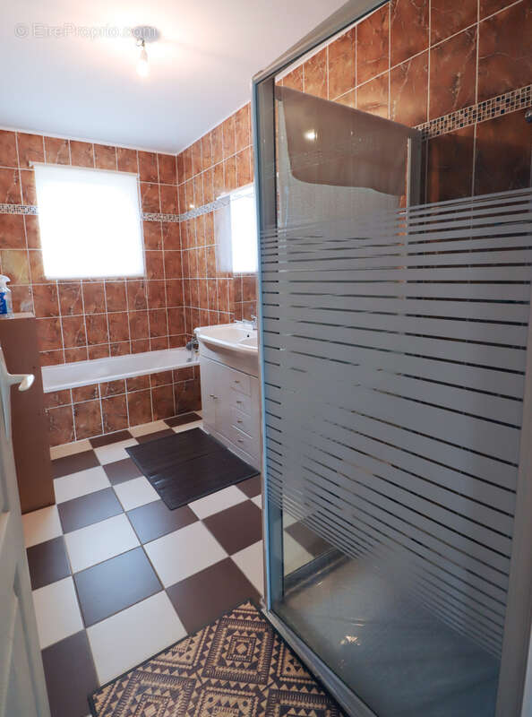 Maison à MESCHERS-SUR-GIRONDE