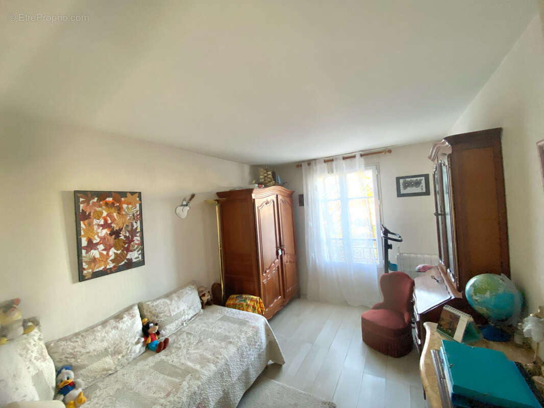 Appartement à SAINT-GRATIEN