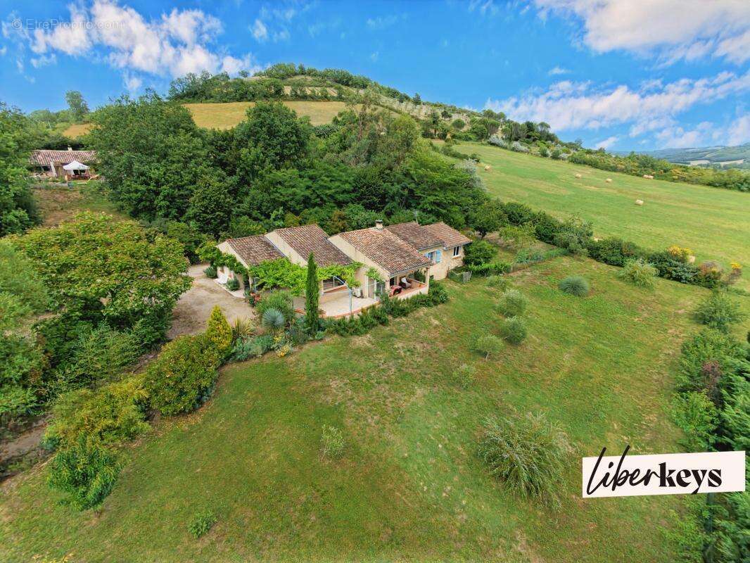 Villa de plain pied T6 - Vue panoramique - Terrain paysager et verger - photo 16