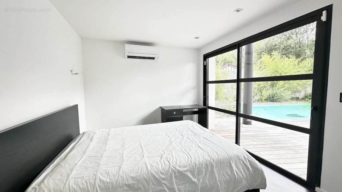 Villa d'architecte de type t5 de 136 m2 avec piscine - photo 19