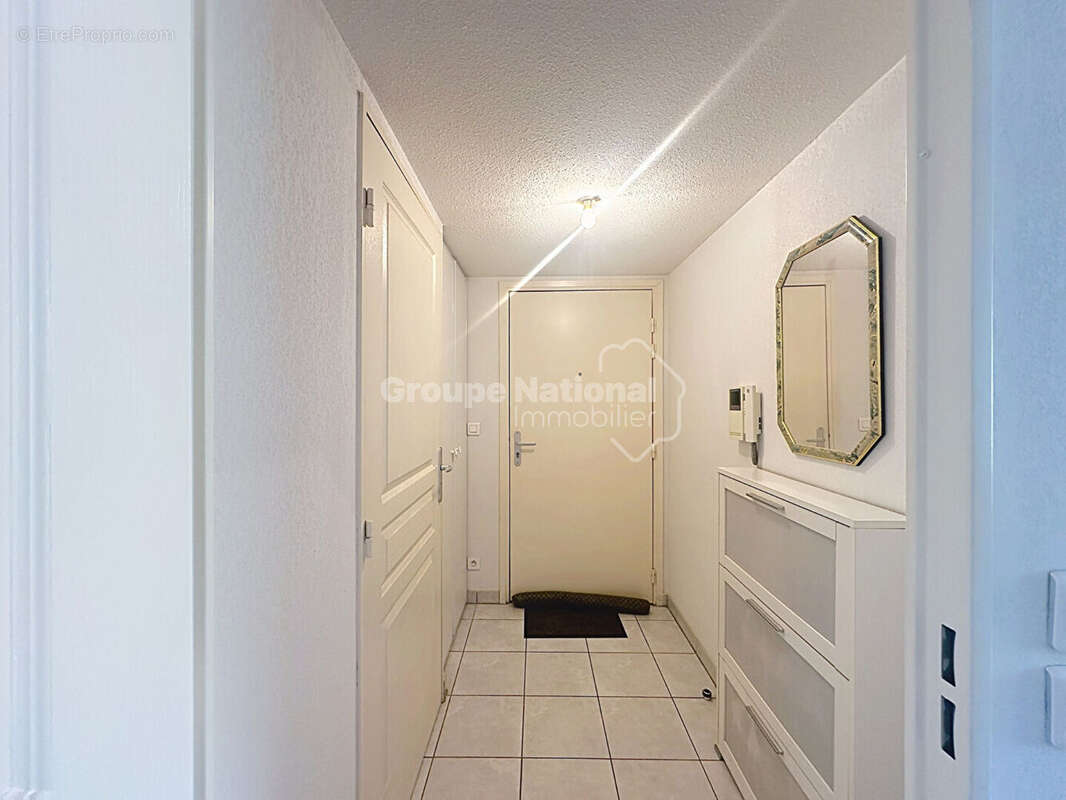 Appartement à MANDELIEU-LA-NAPOULE