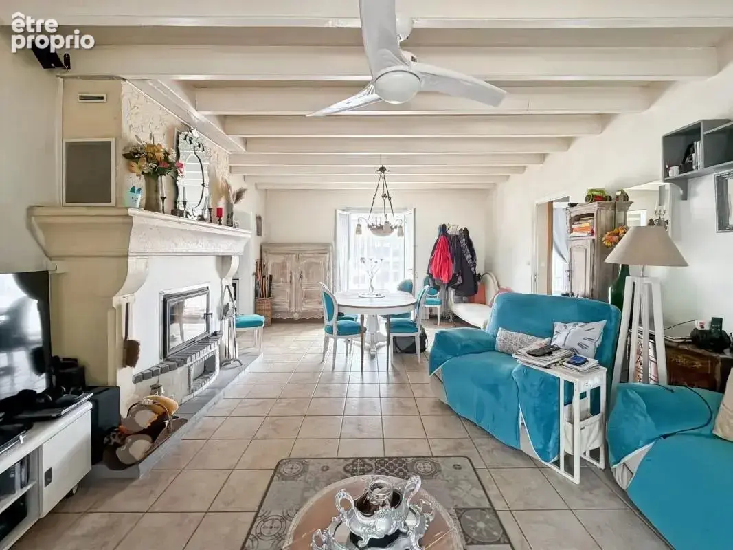  Ensemble immobilier avec maison périgourdine et deux gîtes – Vue panoramique – Terrain 4 091 m²  - photo 3