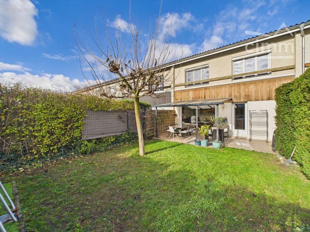 Maison à ECHIROLLES