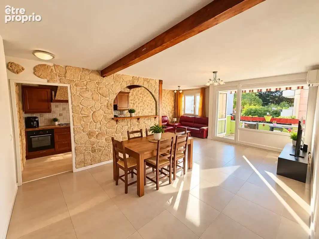 Appartement à BOURGOIN-JALLIEU