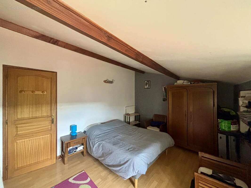 Maison à LA ROCHE-BLANCHE