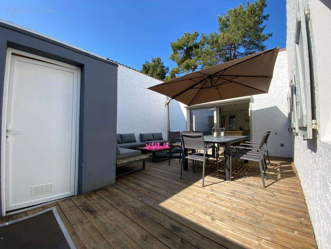 Maison à LES MATHES