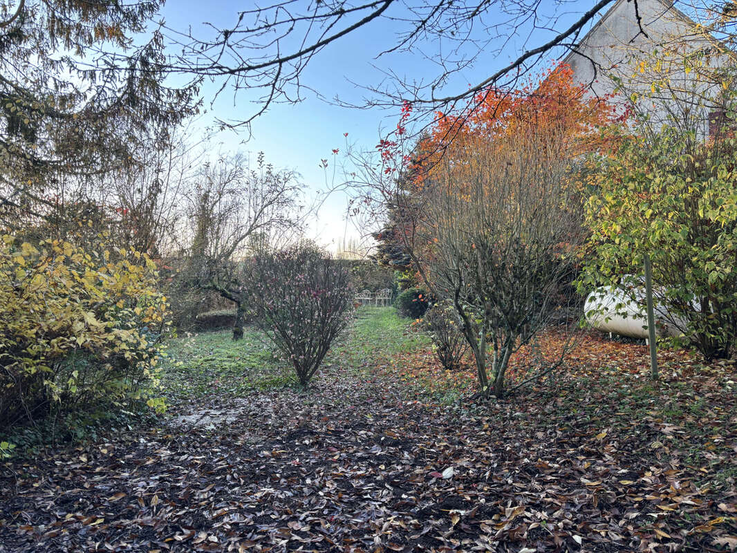 Maison à LONGNY-AU-PERCHE