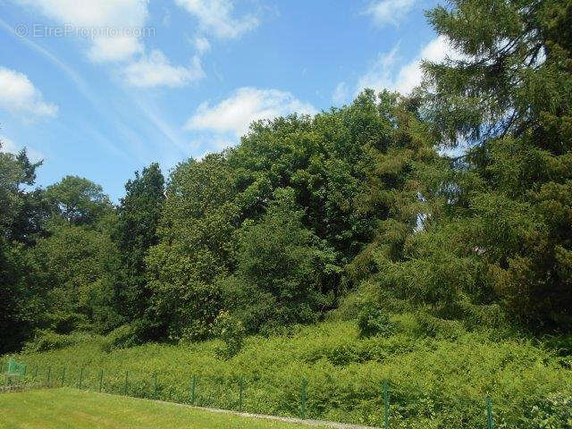 Terrain à ROSTRENEN