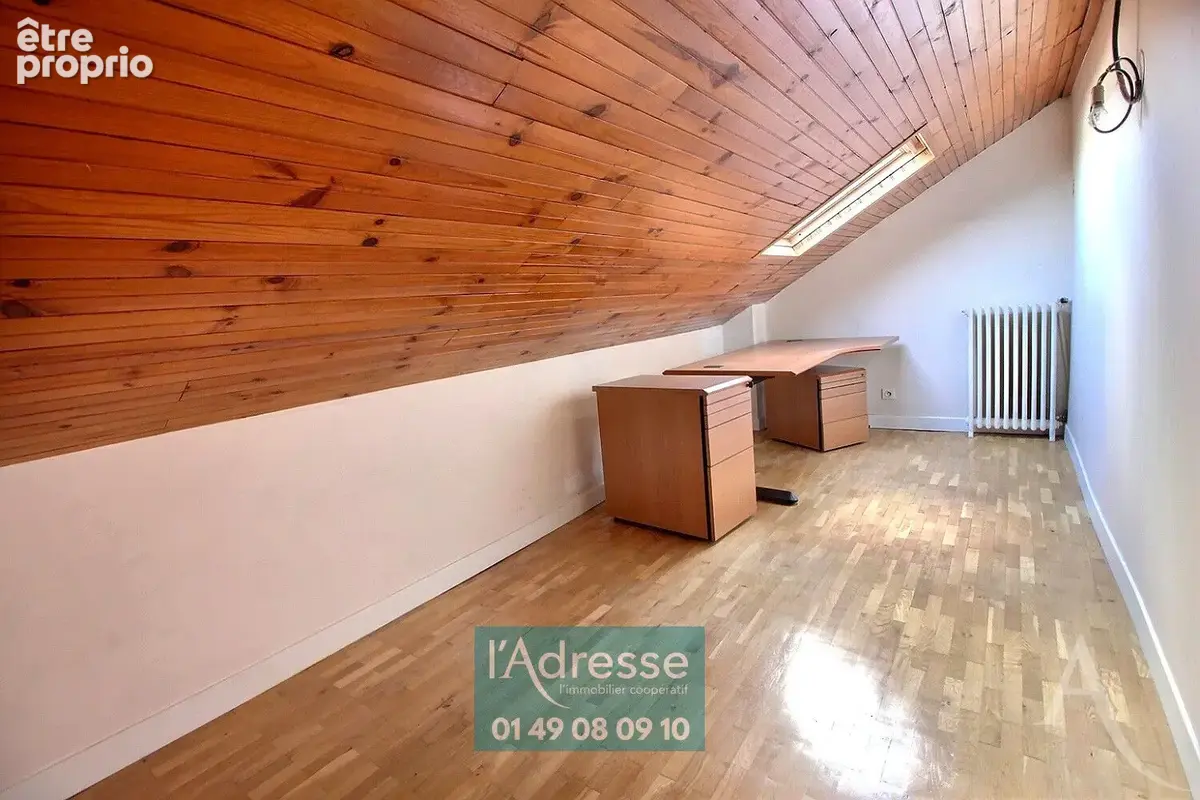 250m du METRO 14 - Maison L Haÿ-Les-Roses 5 pièce(s) 123.10m2 - photo 11