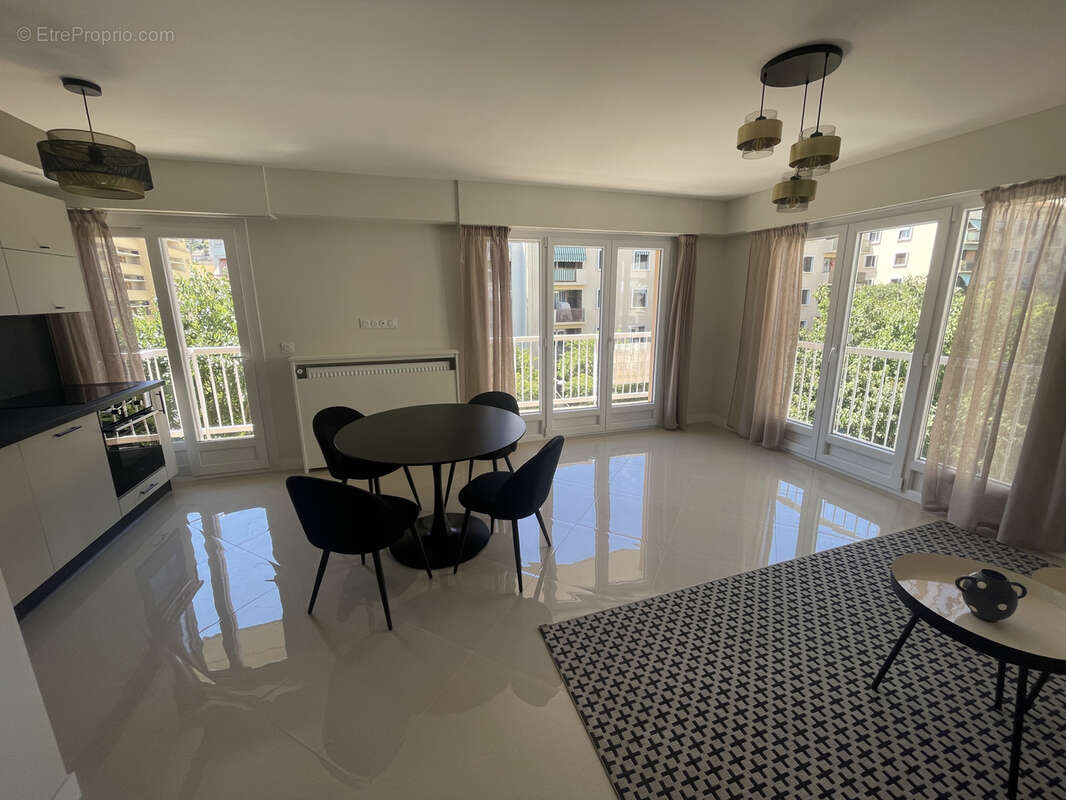 Appartement à NICE