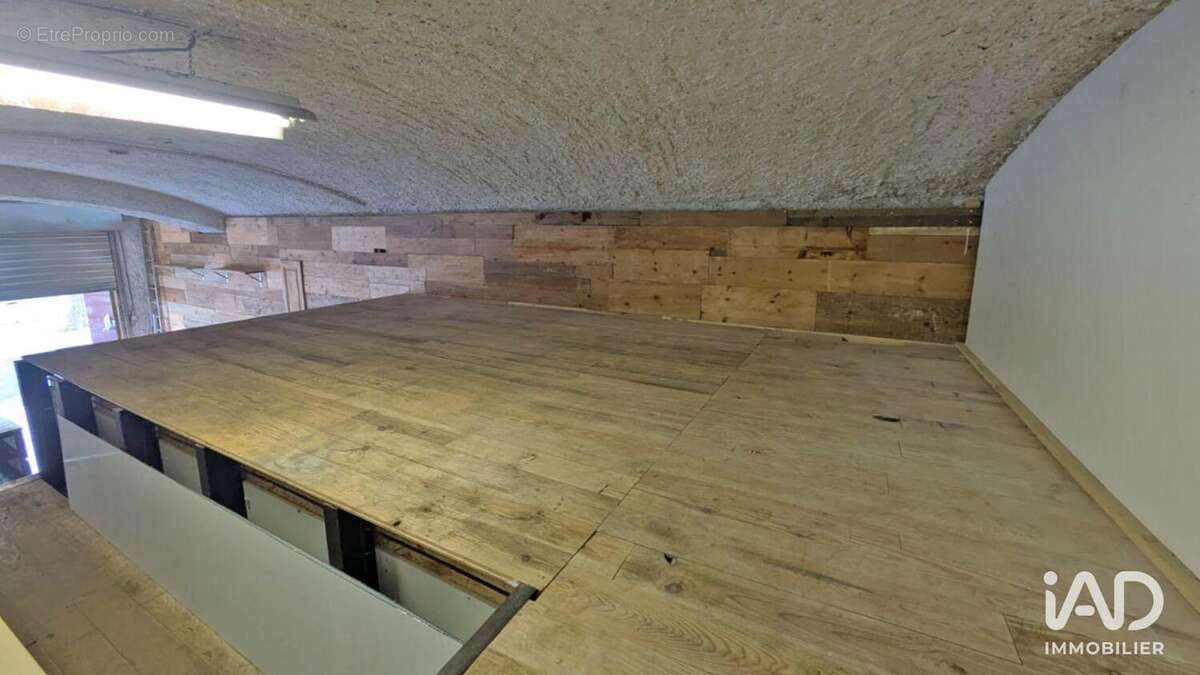 Photo 4 - Commerce à BOURG-SAINT-ANDEOL