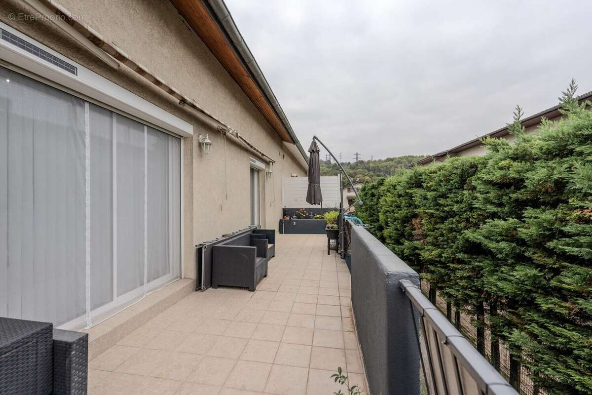 Maison à EYBENS