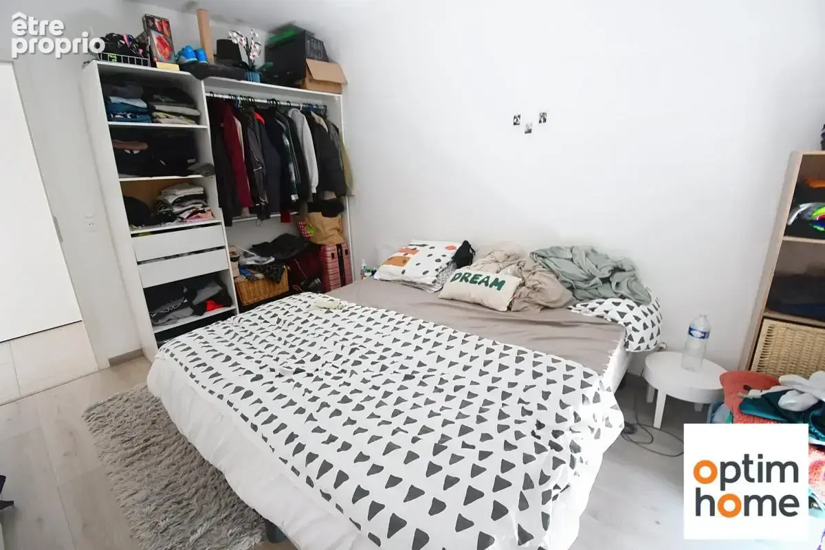 Appartement plain pied 50m2 environ - terrasse - place de parking privative - vendu meuble - photo 6