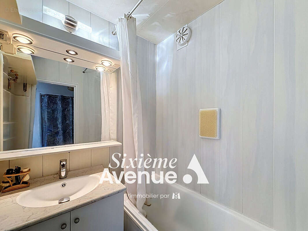 Appartement Decines Charpieu 4 pièce(s) 63.80 m2 - photo 8