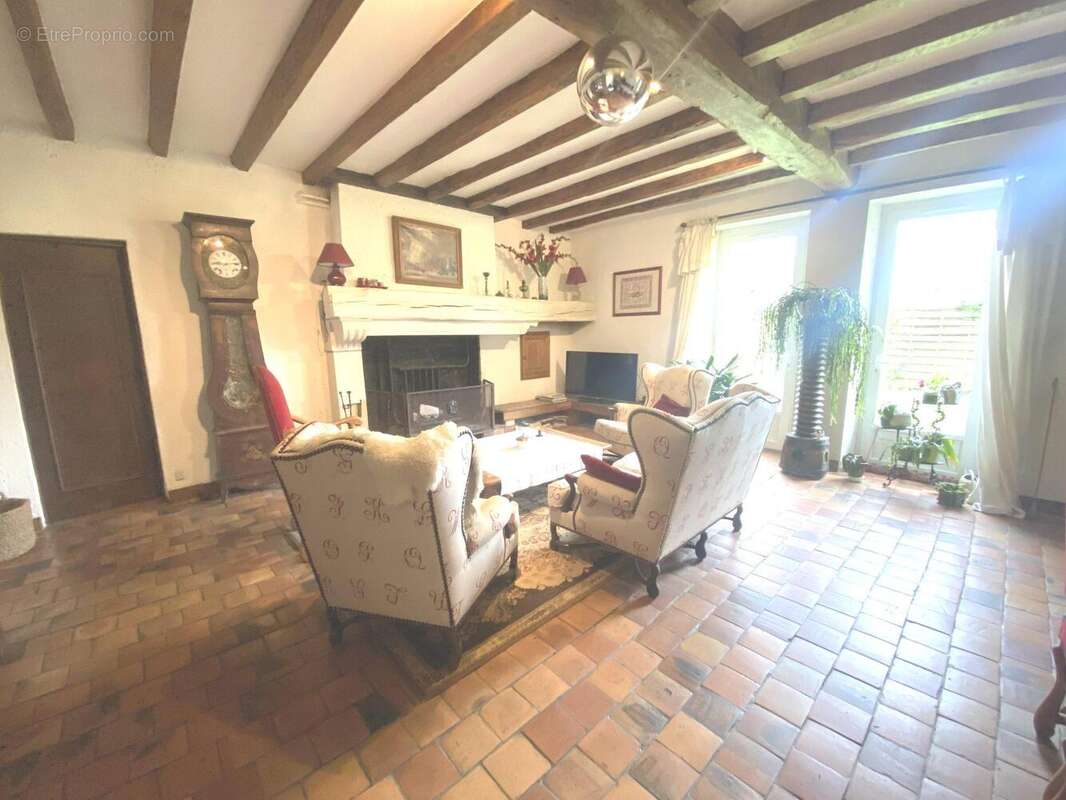 Maison à SOULANGIS