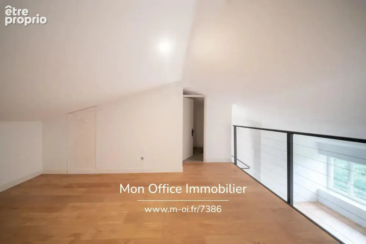 Référence : 7386-ASA - Appartement 3 pièces avec mezzanine dernier étage - photo 7