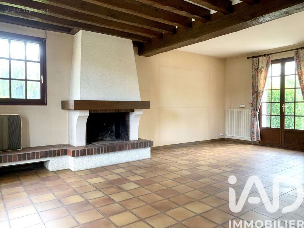 Photo 4 - Maison à SAINT-PRYVE-SAINT-MESMIN