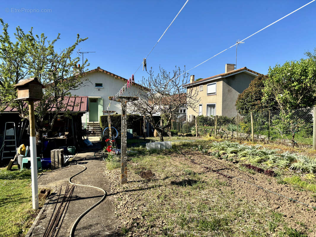 Maison à CIVRAY