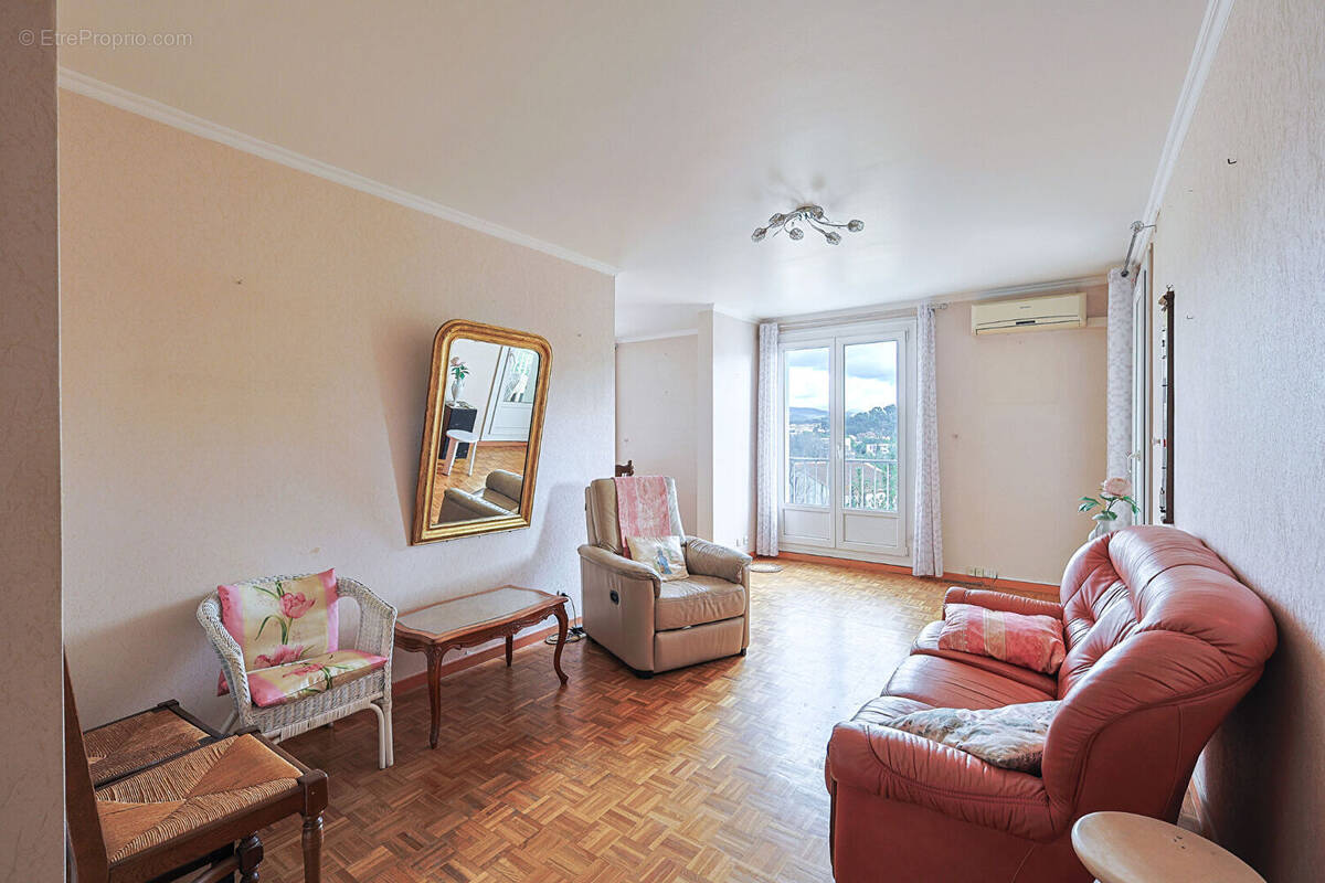 Appartement à MARSEILLE-13E