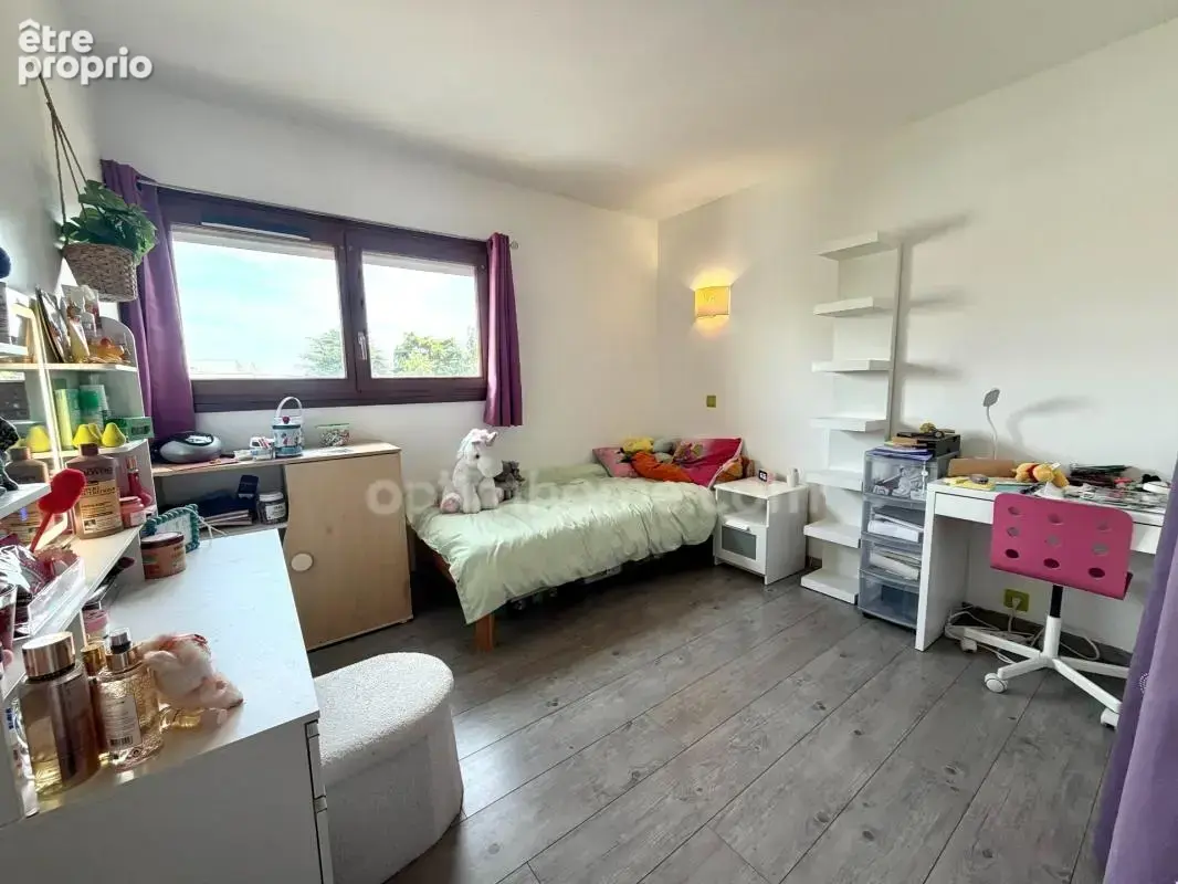 Appartement 4 pièces, 3 chambres / balcon / cave / parking / terrain de tennis - photo 14