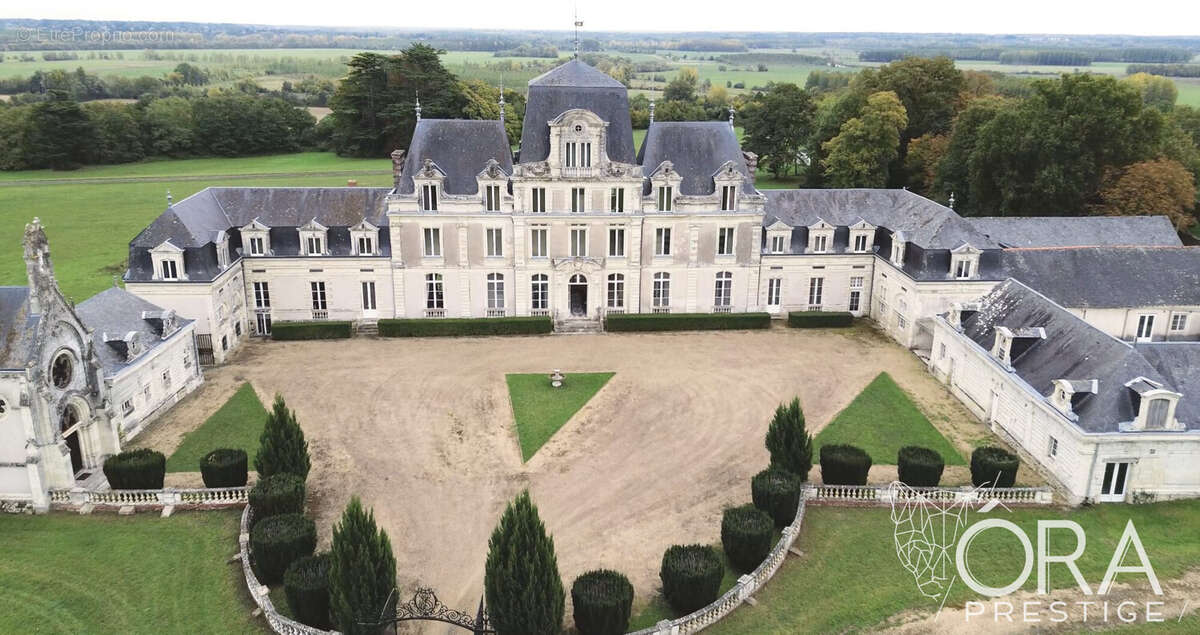 Autre à SOULAIRE-ET-BOURG