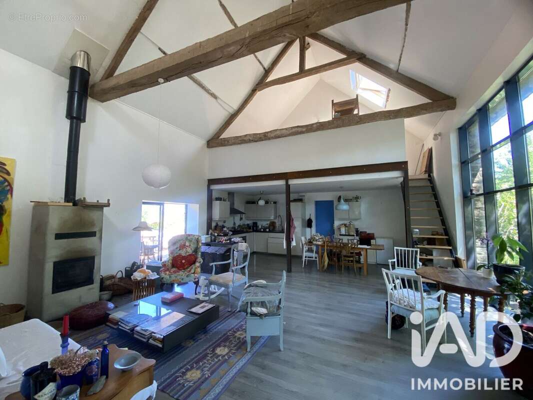 Maison 132 m² à Le Ham  - photo 4