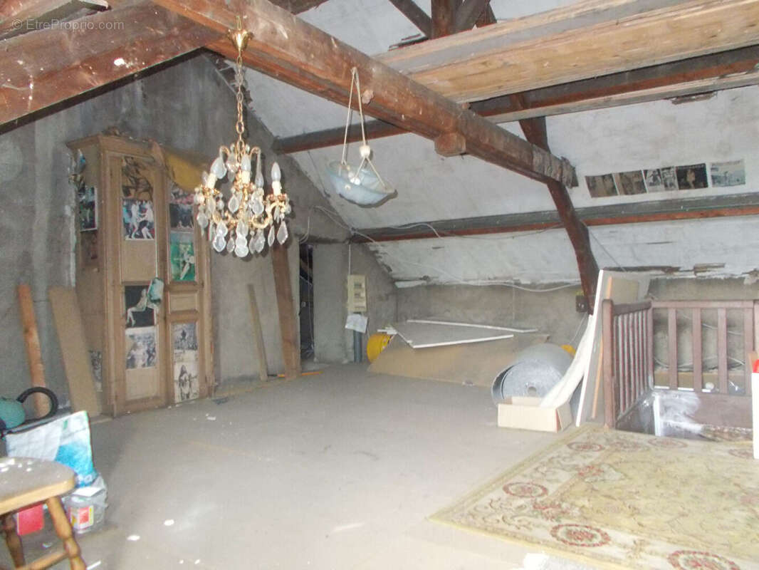 Maison à LE CREUSOT