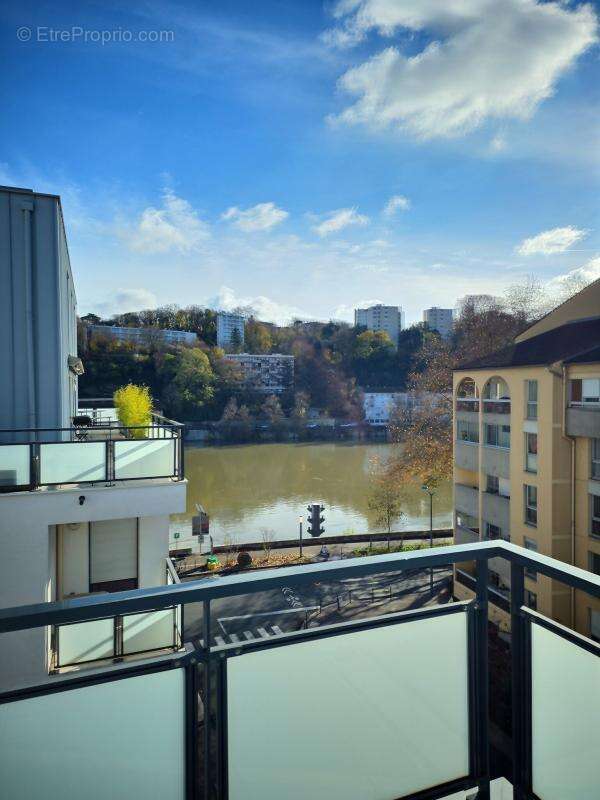 Appartement à LYON-9E