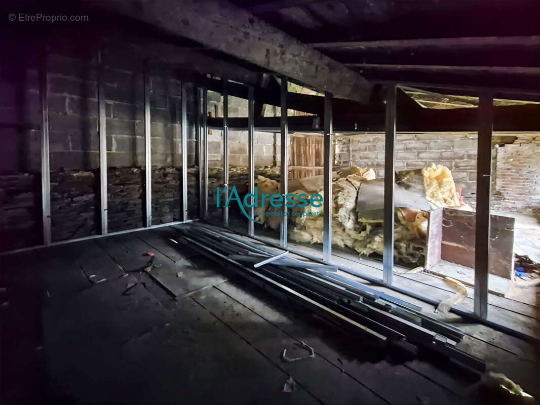 Appartement à GESTE