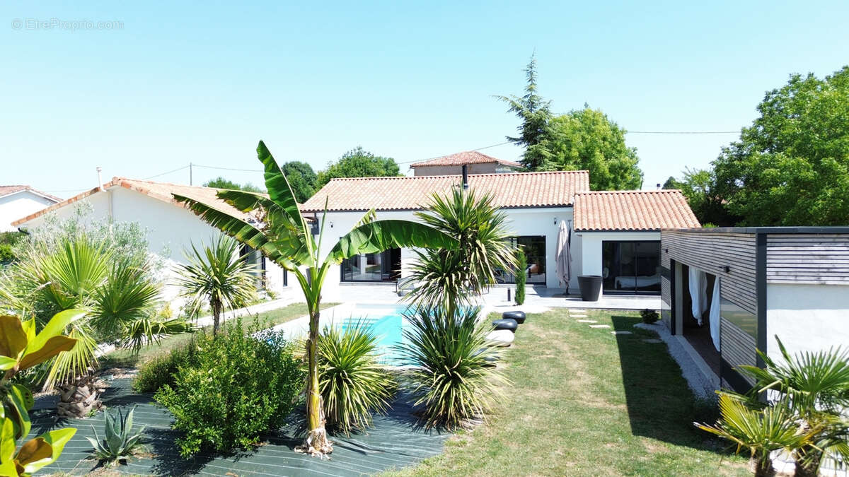 Maison à SAINT-MEDARD