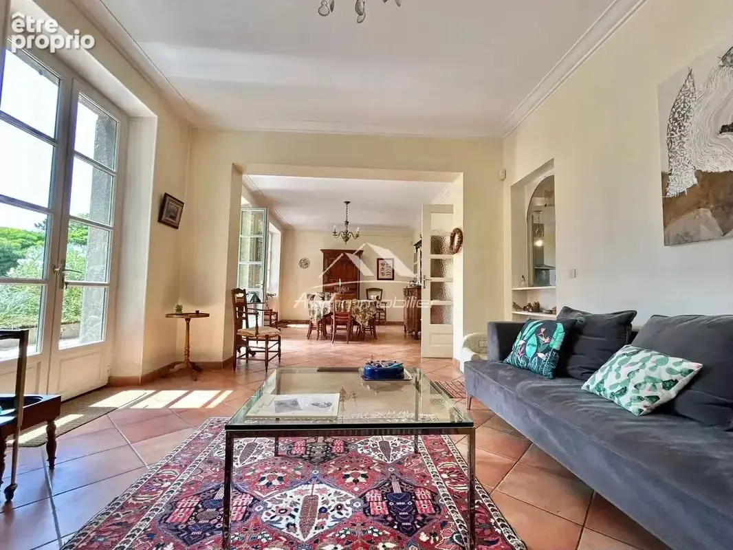 Propriété de charme en pierre avec piscine - 7 chambres - 2 703m² de terrain - photo 4