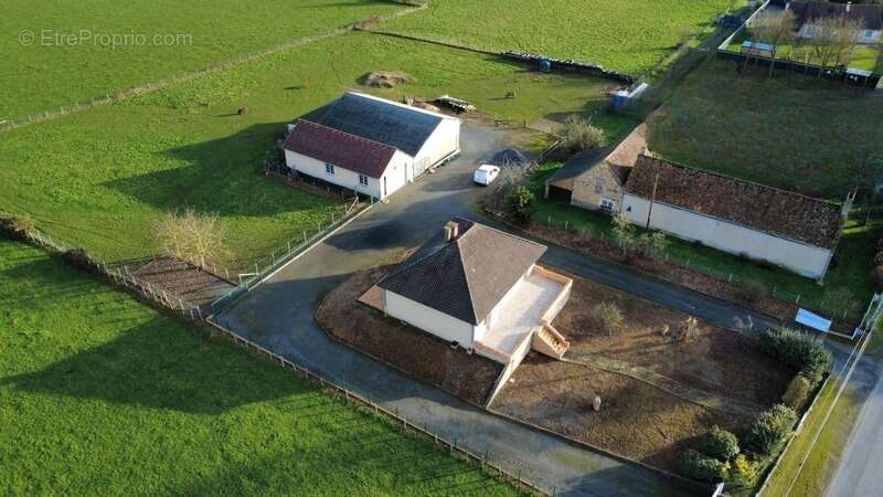 Maison à LA SUZE-SUR-SARTHE