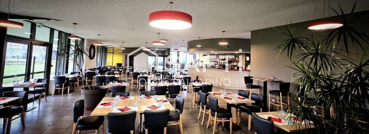 Photo 1 - Commerce à SAMAZAN