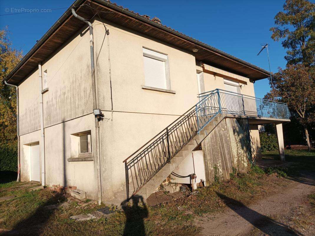 Maison à LONGUEVILLE