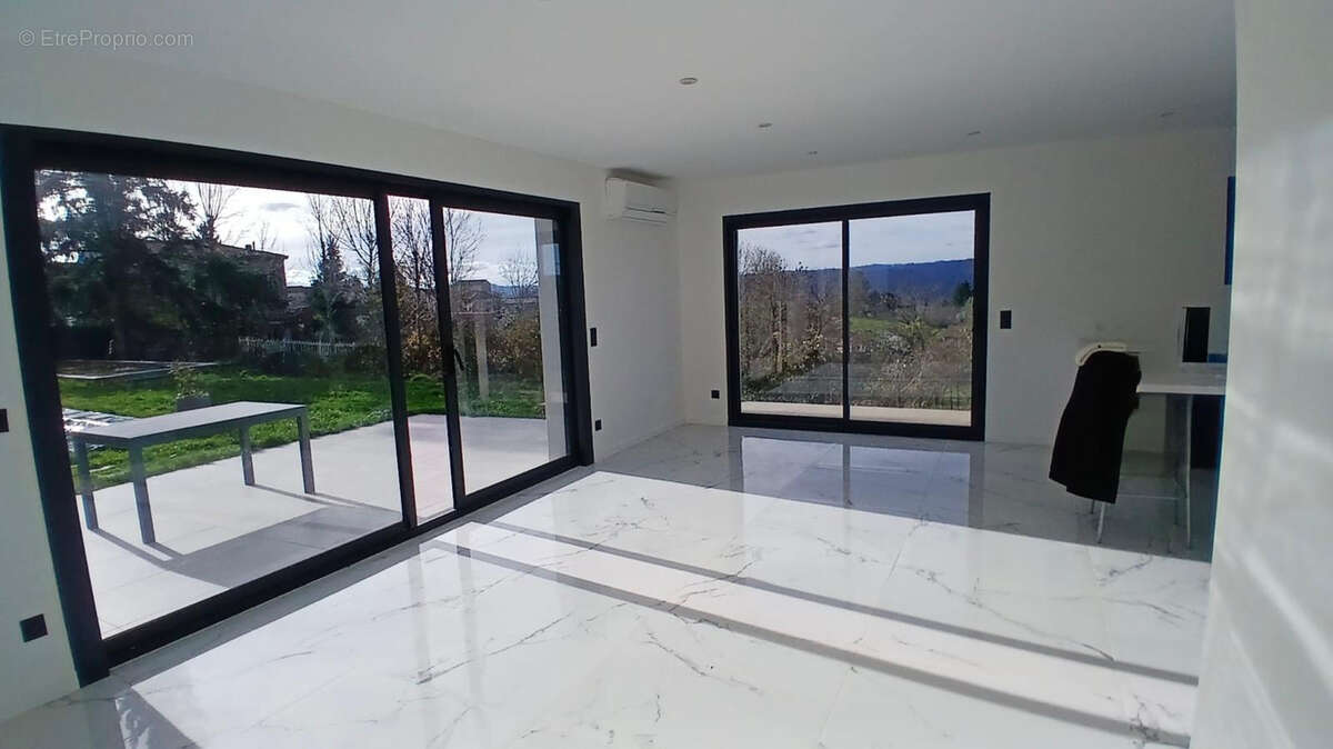 Maison à LA CHAPELLE-D&#039;AUREC